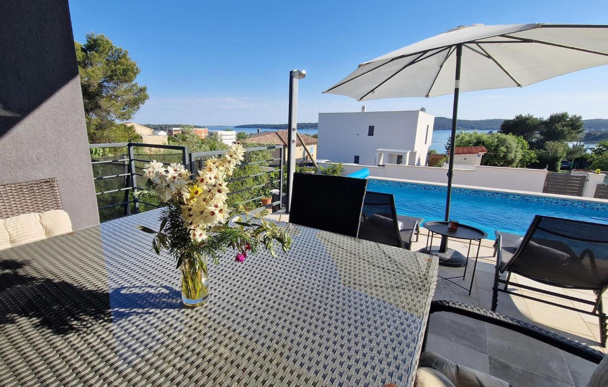Villa Pura Vida With Sea View Pula Zewnętrze zdjęcie